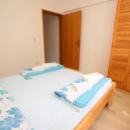 With Parking Space Baska, Krk - 24184 Appartement